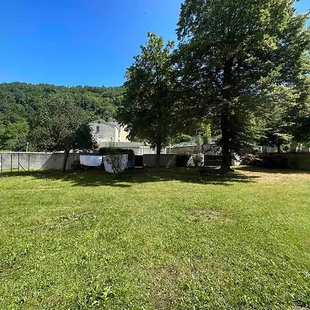 - Ax Les Thermes Lejlighed *